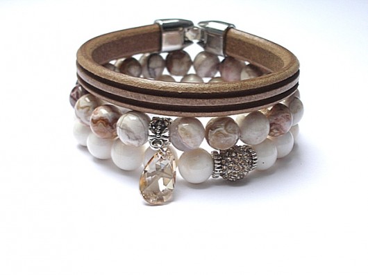 Beige and ivory /11-2014/-  set KiKa pracownia