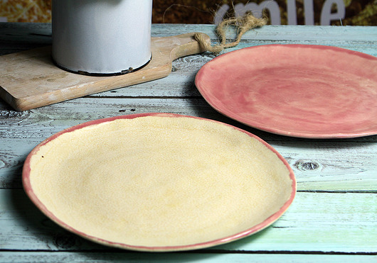 2 talerze 25 cm - różowy i piaskowy  Studio Mini Forma