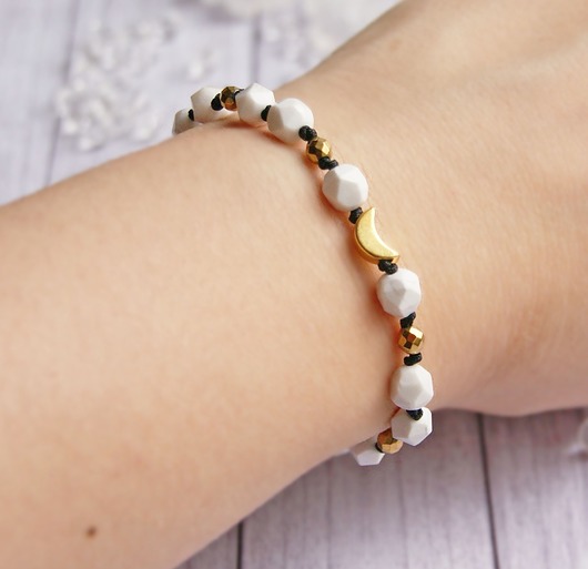 bransoletki z kamieni naturalnych Amulet LUNULA howlit - uspokaja