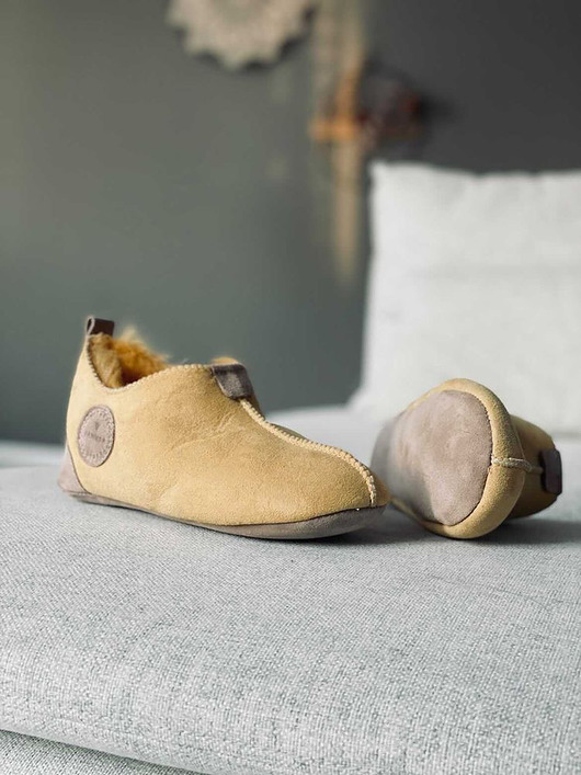 buty dziecięce Miękkie ciepłe kapcie bambosze dziecięce