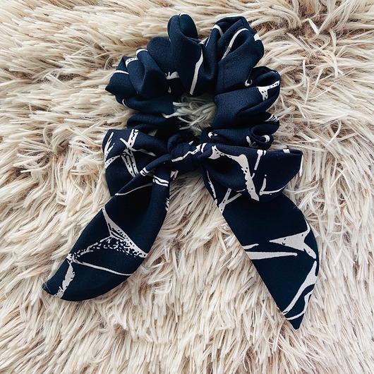 Wiskozowa gumka do włosów scrunchie marmurek Nandi