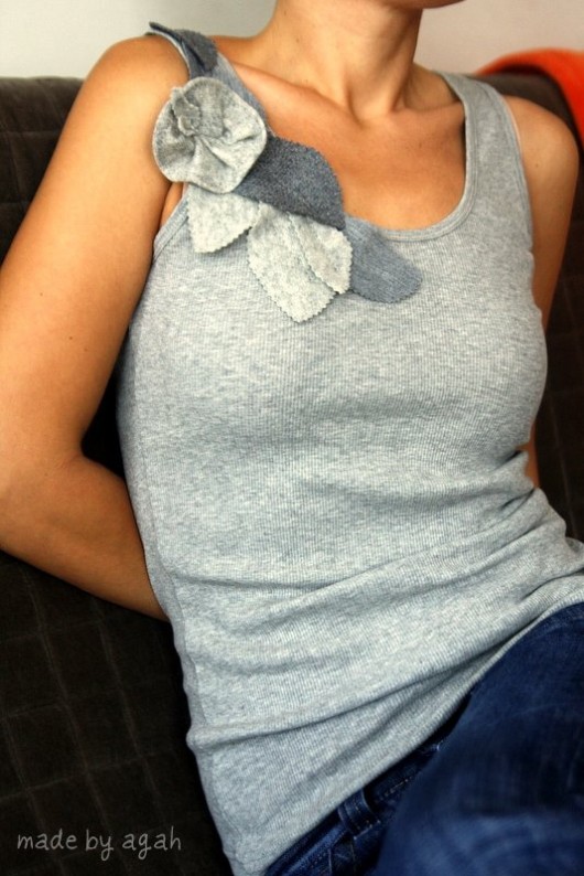 42 Basic Grey With Leaves made by agah