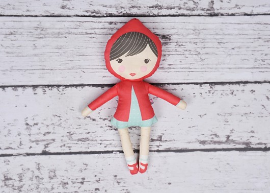 Lalka Red Lilly pracowniasweethome