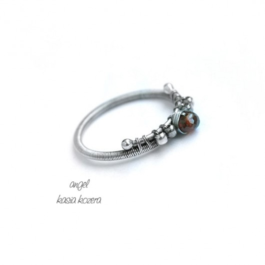 Petite Ring II Studio Ladybird