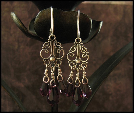LUXURY- kryształ Swarovski Amethyst w Koronkach Little Dreamer
