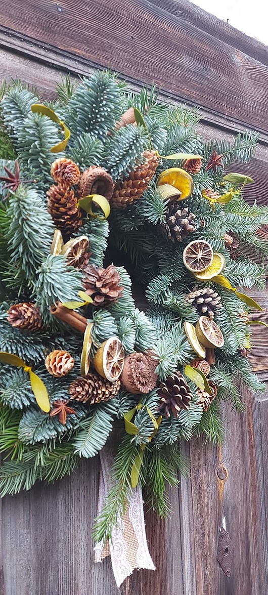 wianki bożonarodzeniowe Wianek na drzwi lub stół Boże Narodzenie