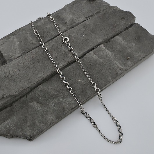 srebrne naszyjniki Srebrny przeplatany łańcuszek