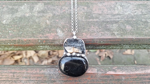 wisiory Turmalin jak węgiel - wisiorek