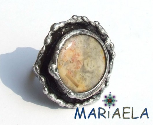 KORAL SKAMIENIAŁY MARIAELA