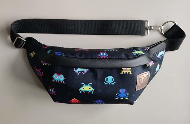 torby i nerki męskie Nerka Space Invaders