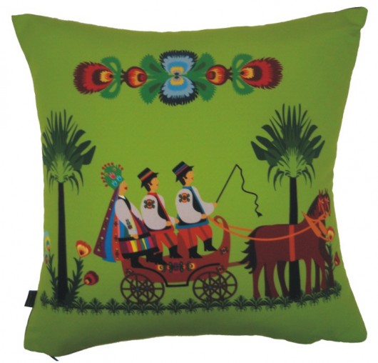 Poduszka inspirowana sztuką ludową Gaul Designs