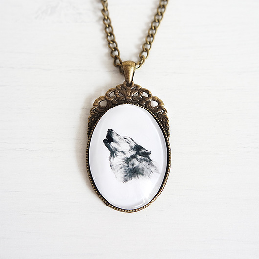 wisiory Medalion, naszyjnik - Wilk - brąz, owalny