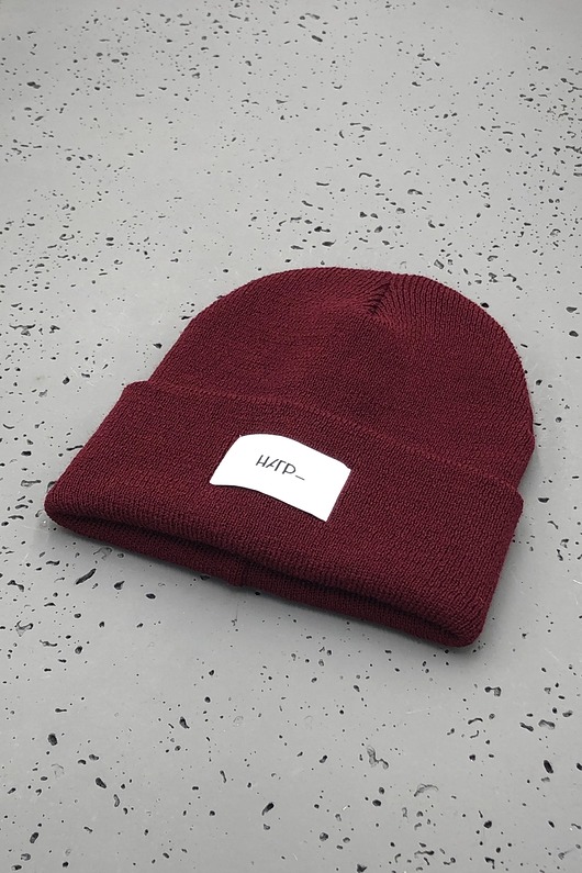 czapki damskie Czapka beanie burgundowa - Apparel