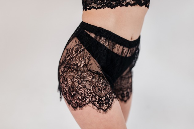 majtki damskie Szorty koronkowe damskie czarny