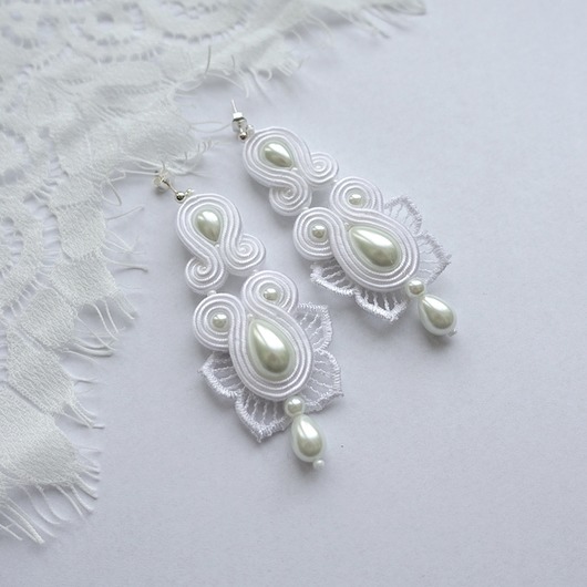 Ślubne kolczyki sutasz z perełkami Mró Soutache