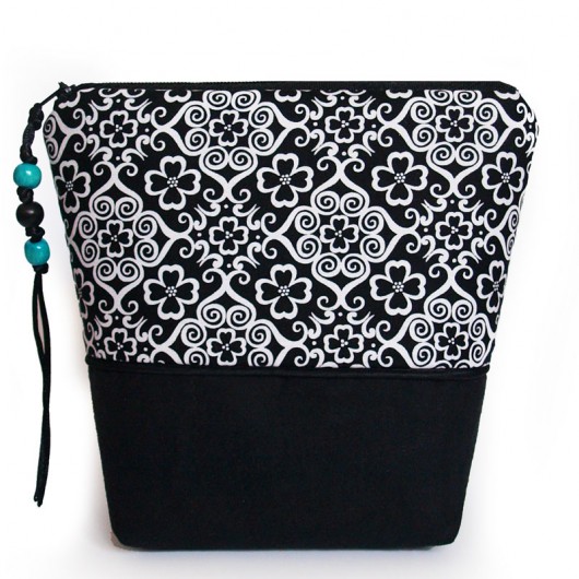 kosmetyczka - black & white - ornamenty MOONAXA