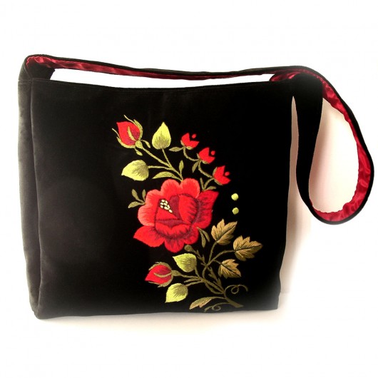 zamaszysta coral ROSE (czarna) na ludowo