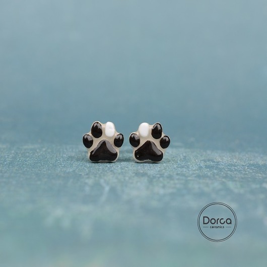 Łapki- mini ceramiczne kolczyki Dorca
