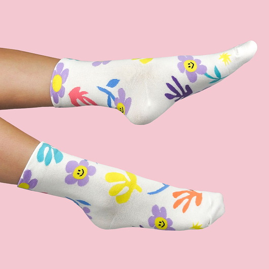 skarpetki damskie Damskie kolorowe Skarpetki w emotki i kwiatki - białe