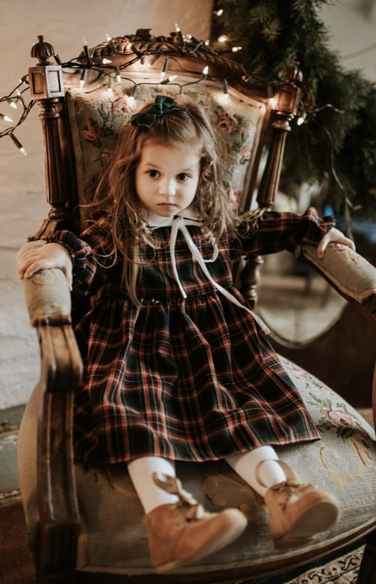 sukienki dla dziewczynki sukienka Klara  w  szkocką kratę OD RĘKI