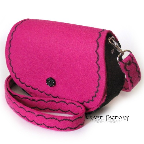 Laces Pink&Black - mała listonoszka Craft Factory