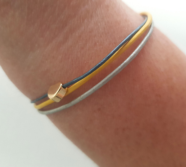 bransoletki na sznurku Lekkie Serduszko  v Gold Yellow Gray