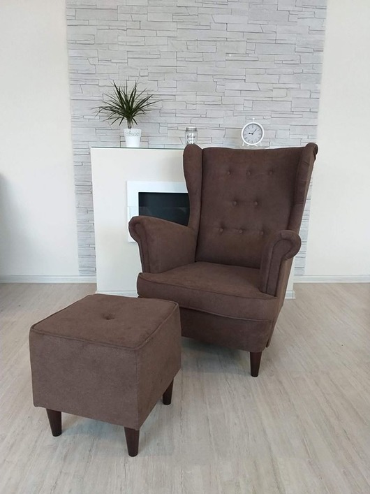 fotele Fotel uszak z podnóżkiem Aston brązowy