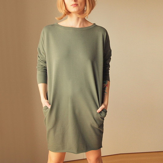 sukienki mini damskie Sukienka dresowa Oversize Oliwka