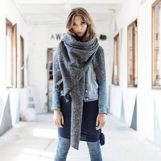 Sweter Wełniana Chusta Bardzo Duży Szal StarDust CADOaccessories