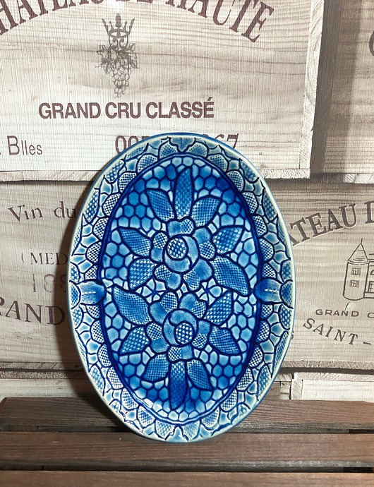 patery i talerze Półmisek niebieski z koronką