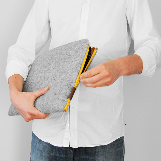 etui na laptopa POKROWIEC NA LAPTOPA 01 zolty zamek