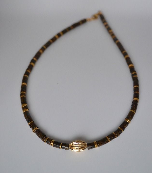 chokery Choker z bronzytu z przekładką