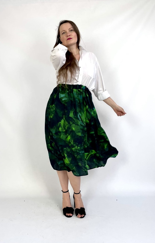 spódnice midi SPÓDNICA midi rozkloszowana na gumce, autorski print jezioro (100% wiskoza)