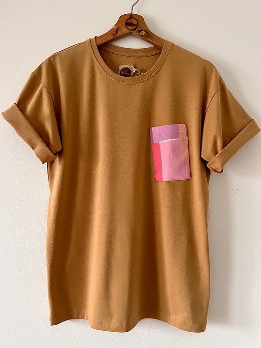 t-shirt damskie Koszulka oversize z kieszonka z upcyclingu
