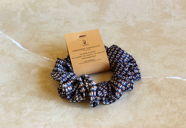 Jedwabne SCRUNCHIE gumka do włosów Upcykling VENUSS concept store