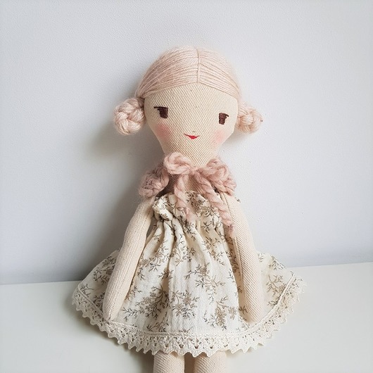 Ekologiczna lalka Sonia MARI DOLLS