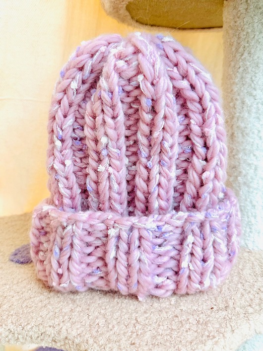 czapki damskie Gruba wełniana czapka konfetti pudrowy róż handmade