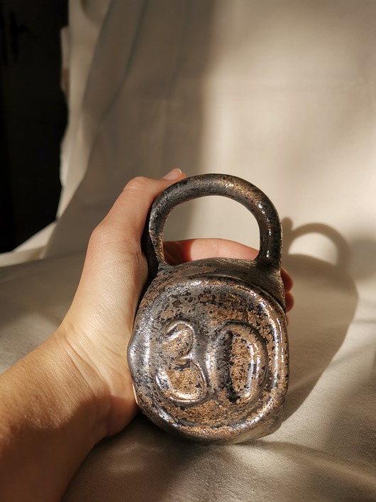 kubki Kubek kettlebell złoty - 30 kg