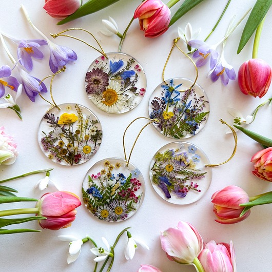 Ozdoby na ścianę Wiosenne ozdoby roślinne na okno- wiosenne kwiaty