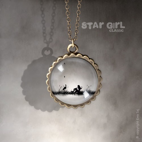 Star Girl Classic Bocian , romantyczny medalik Ewa Saj Fotografie