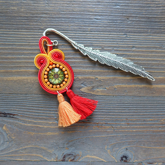 Kocham Czytać -  zakładka do książki soutache Mró Soutache