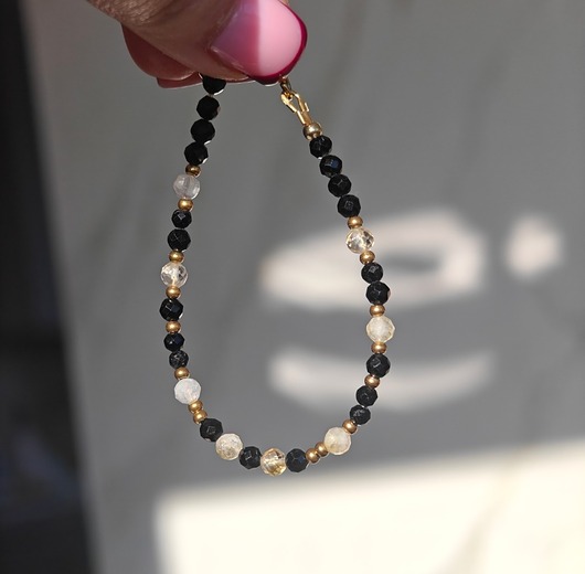 bransoletki z kamieni naturalnych Bransoletka ochronna