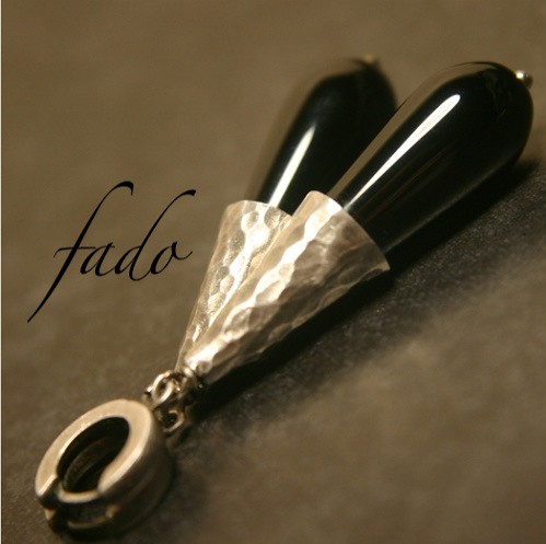 czarne krople fado