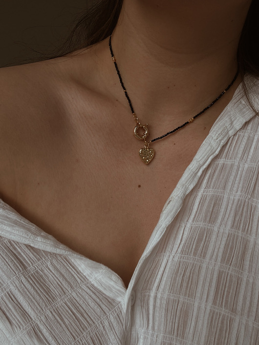 złote naszyjniki Naszyjnik Onyks Serce