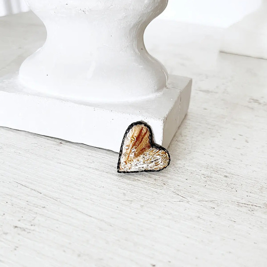 broszki Broszka mini SERCE 5 ręcznie haftowana przypinka miłość