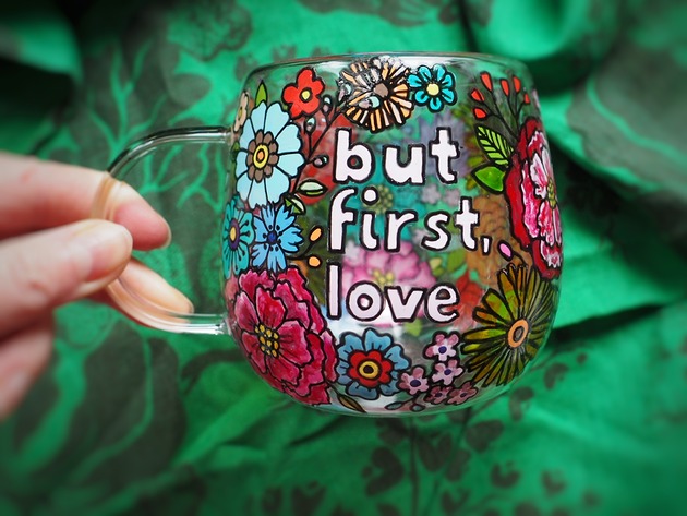 kubki Ręcznie malowany szklany kubek FIRST pink