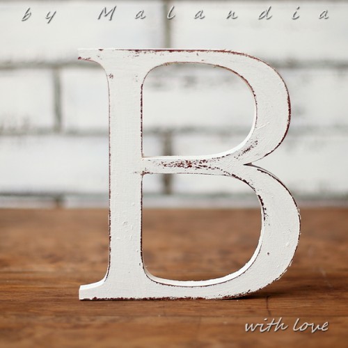 Litera B Malandia