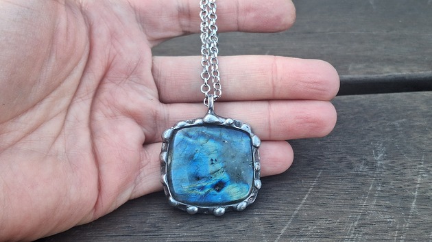 wisiory Prostota - wisiorek