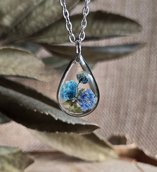 wisiory Wieczne kwiaty srebrny wisiorek prawdziwe kwiaty naszyjnik niebieska gipsówka