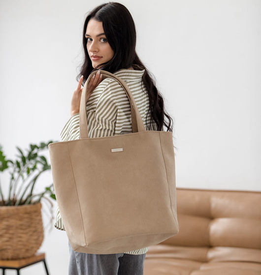 torby na ramię Shopper BASIC z nubuku tapicerskiego w kolorze beżowym
